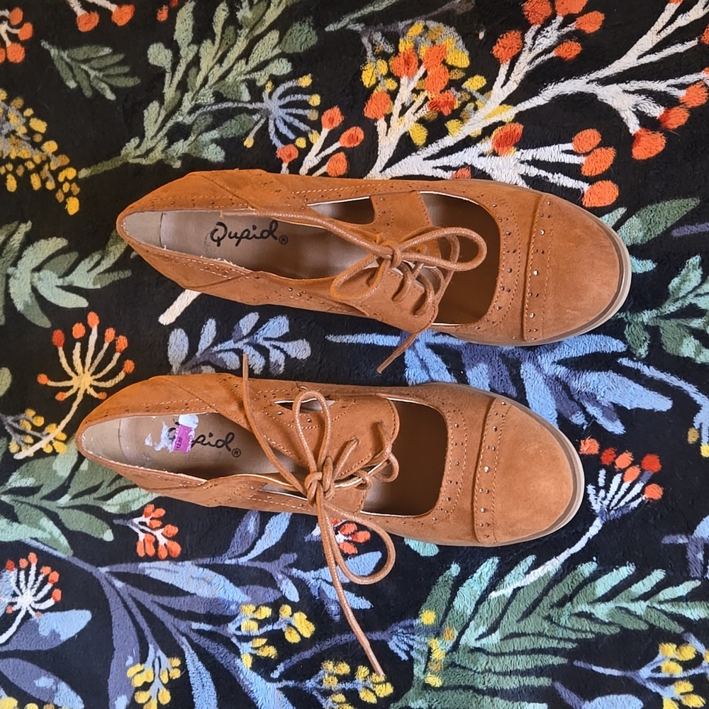 Qupid Oxfords Pumps - Picture 2 of 6